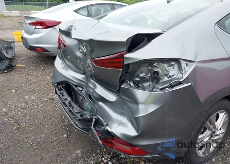 2019 Hyundai Elantra Sel z USA, uszkodzony, nr VIN 5NPD84LFXKH432053